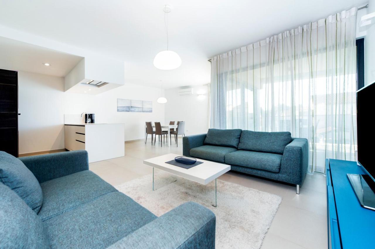 Sunny Day - Apartment With Parking Rovinj Dış mekan fotoğraf